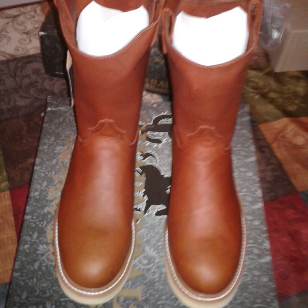 work boots - Picture 2 of 4